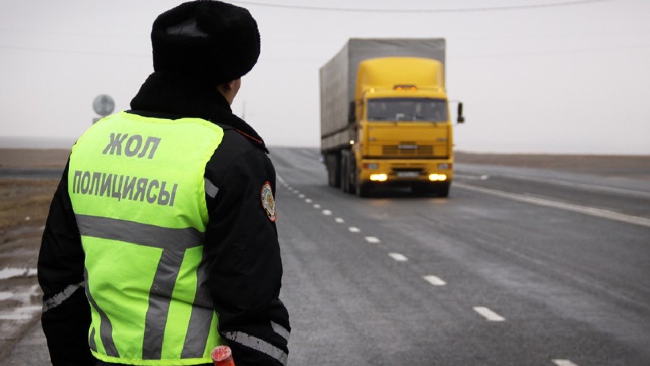 Jańa ózgeris engen zańnan pármen kútiledi