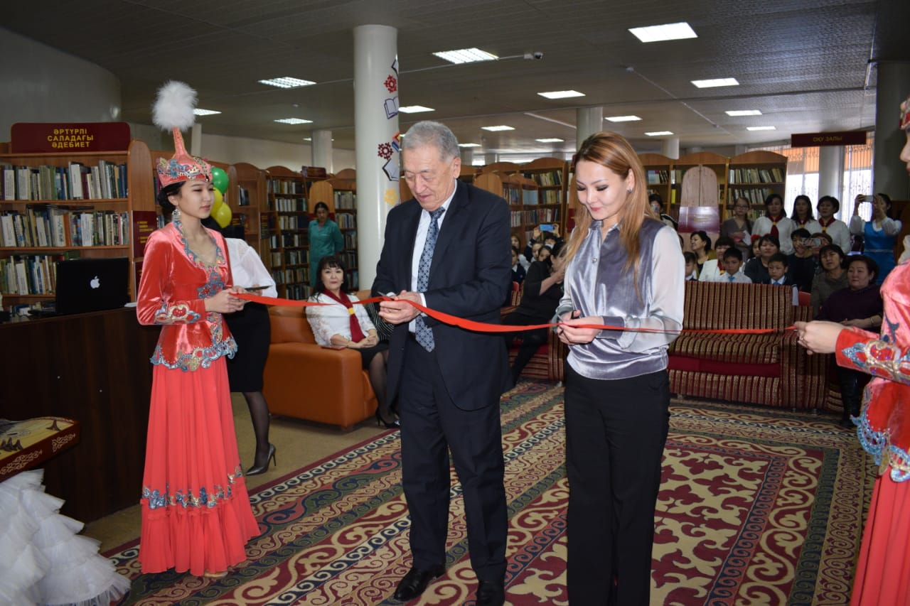 «Ult rýhyn ulyqtaǵan uly oıshyldar» jáne «Qazaq memleketiniń besigi» atty kórme ashyldy