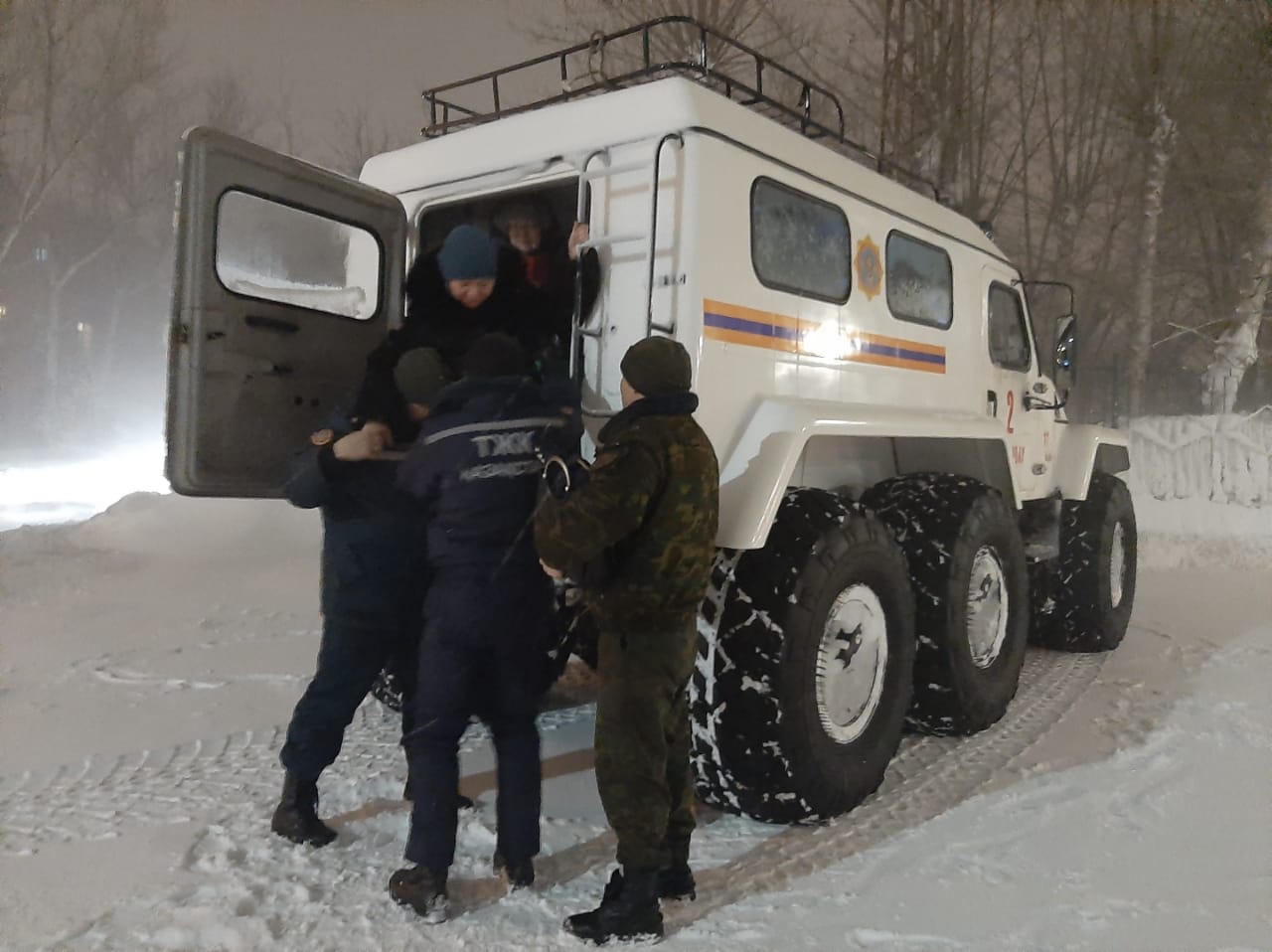 Qaraǵandy oblysynda qar qursaýynan 111 adam qutqaryldy