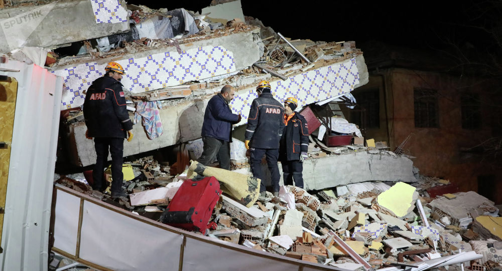 Túrkııadaǵy zilzaladan kóz jumǵandar sany 38-ge jetti