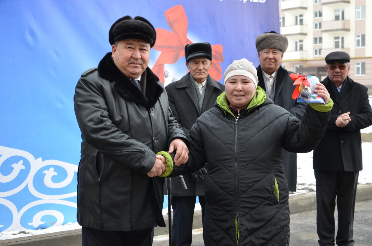 Tarazda taǵy da 80 páterli úı paıdalanýǵa berildi