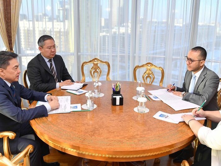 Asqar Shákirov Azamat Shambılovpen kezdesti