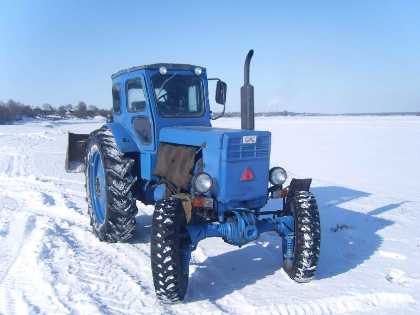 Traktormen kelgen feldsher