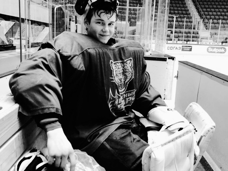 Qazaqstandyq hokkeıshi Vılen Prokofev ómirden ótti