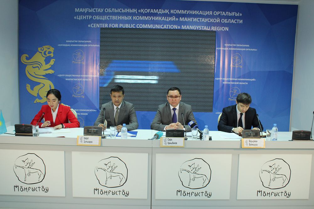 Sybaılas jemqorlyqtyń jolyn kesýde kómek kórsetkeni úshin 13 azamat marapattaldy