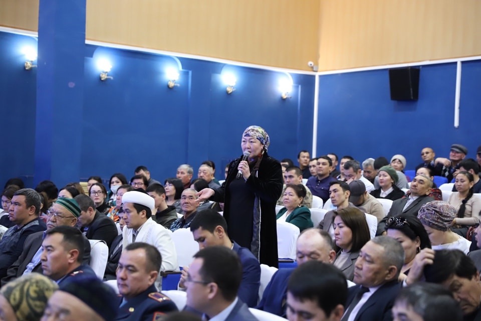 Aýdanda áleýmettik qoldaýǵa ıe otbasylar jiti nazarda