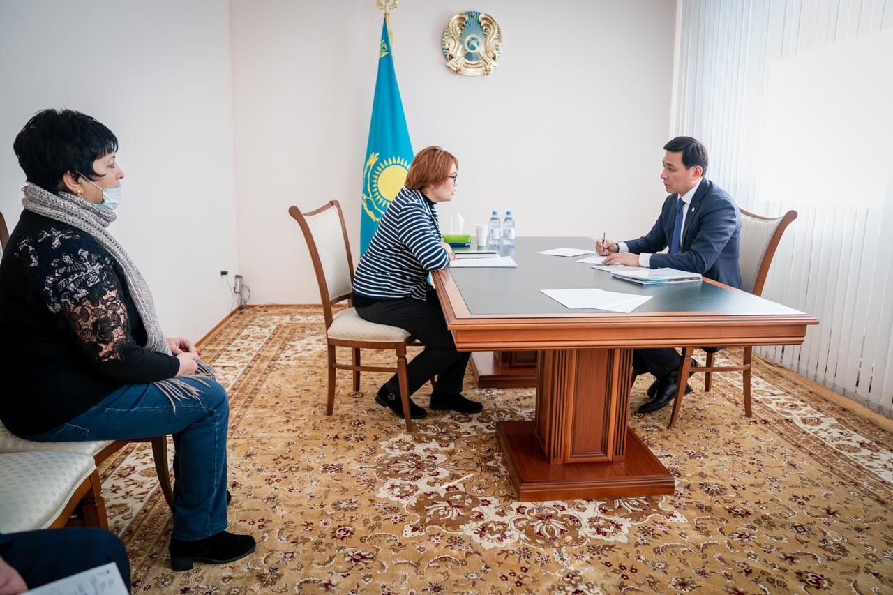 Elorda ákimi esep berý kezdesýine kelgen qala turǵyndaryn qabyldady