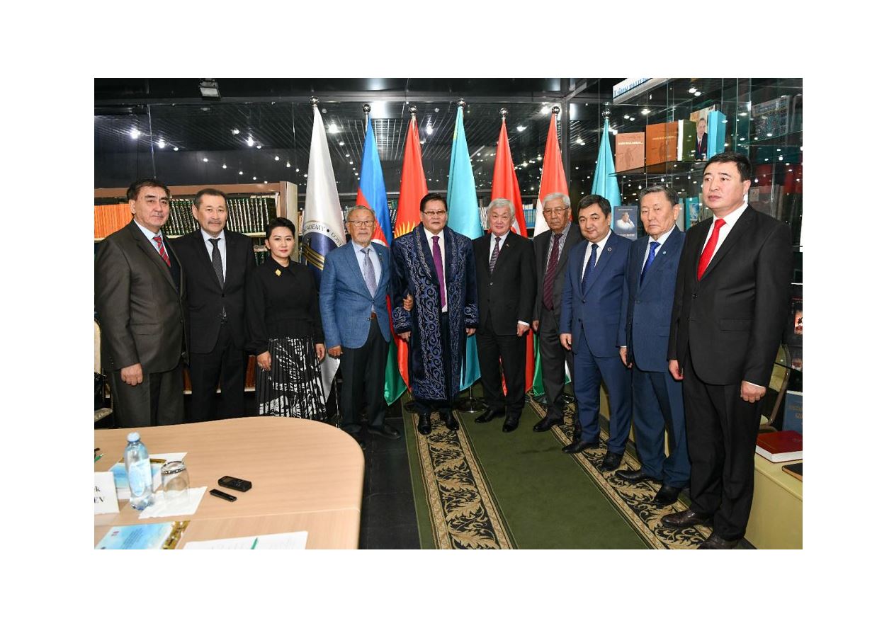 Altyn Orda memleketiniń 750 jyldyǵyna arnalǵan dóńgelek ústel ótti