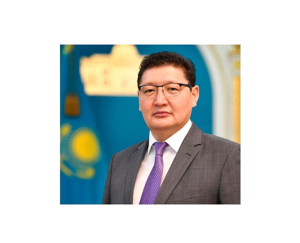 Berik Ýálı Prezıdent Ákimshiligindegi qyzmetkerler sanyna qatysty túsinikteme berdi