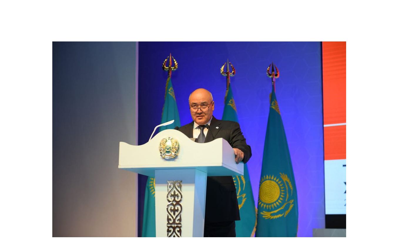 О́mirzaq Shókeev: Oblys qaıta qurylǵaly áleýmettik-ekonomıkalyq damýynda oń dınamıka qalyptasty