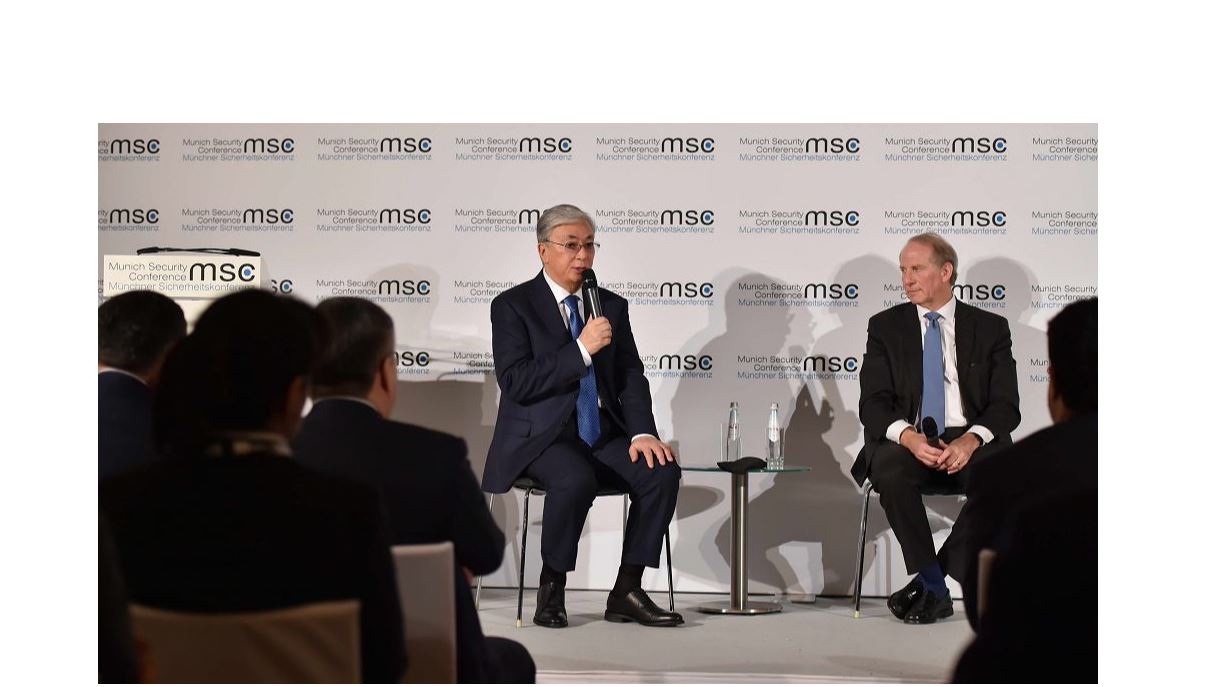 Q.Toqaev: Qazaqstanda Parlamenttiń kúshi arta túsetinine senemin