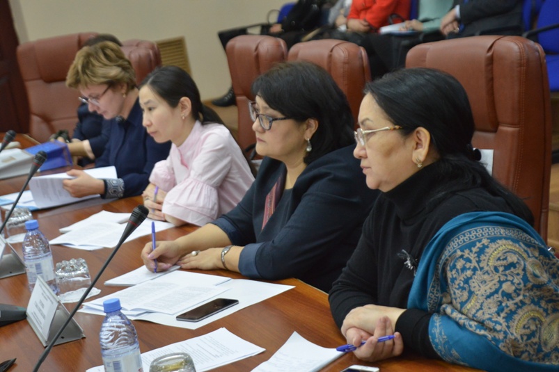 Abaı ýnıversıtetinde pedagogıka salasyna mamandar daıarlaý máselesi talqylandy