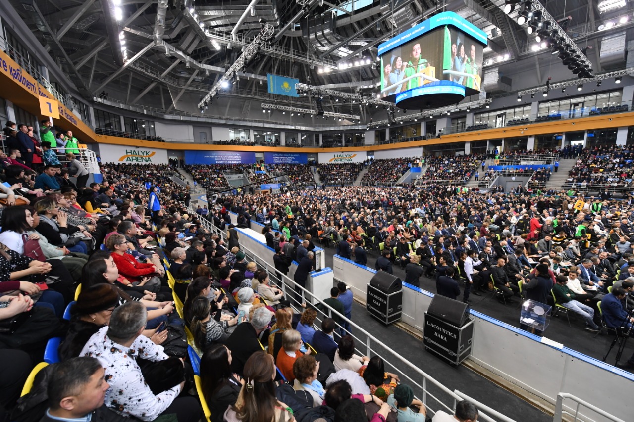 Almatyda qurylys qarqyndy júrip jatyr