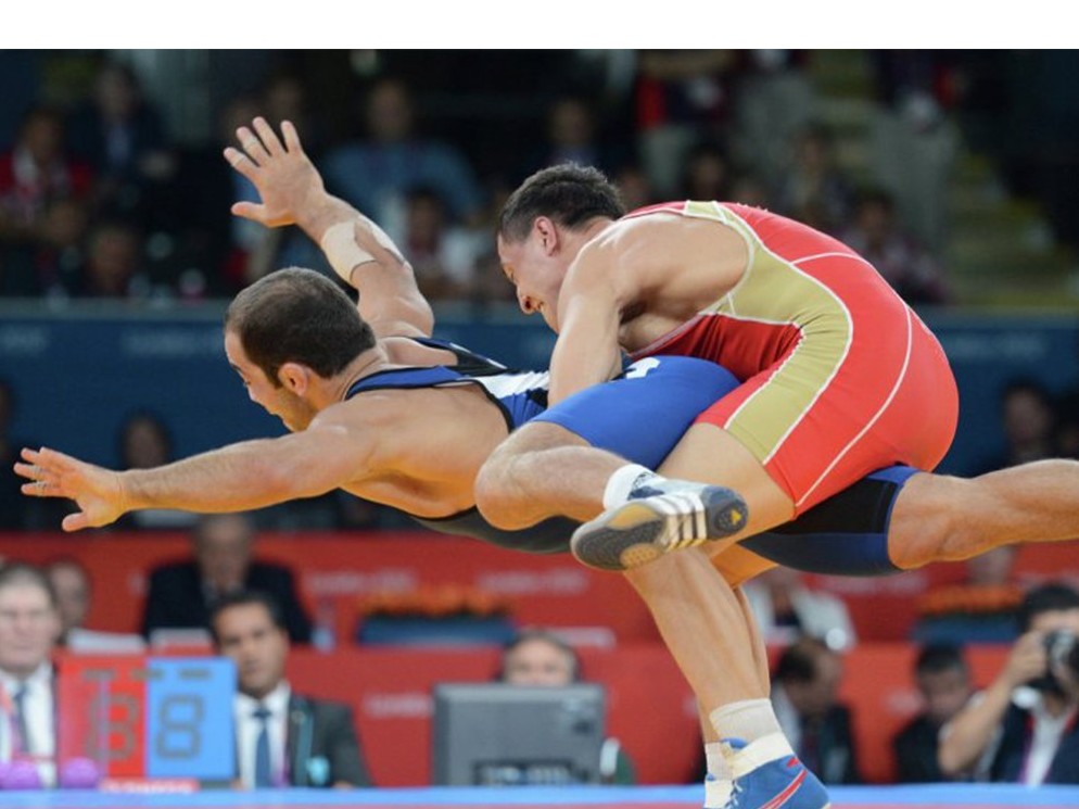 Kúres: Azııa chempıonatynyń alǵashqy kúni tórt júlde aldyq