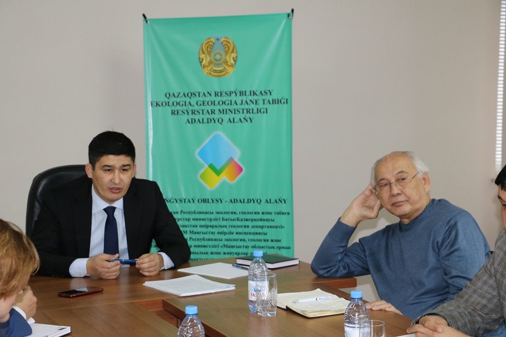 Qoǵam ókilderi Mańǵystaýdaǵy ekologııalyq jaǵdaıdy talqylady
