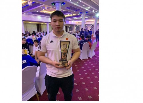 Aýyr atletıka: Azııanyń úzdigi – Rahat Bekbolat