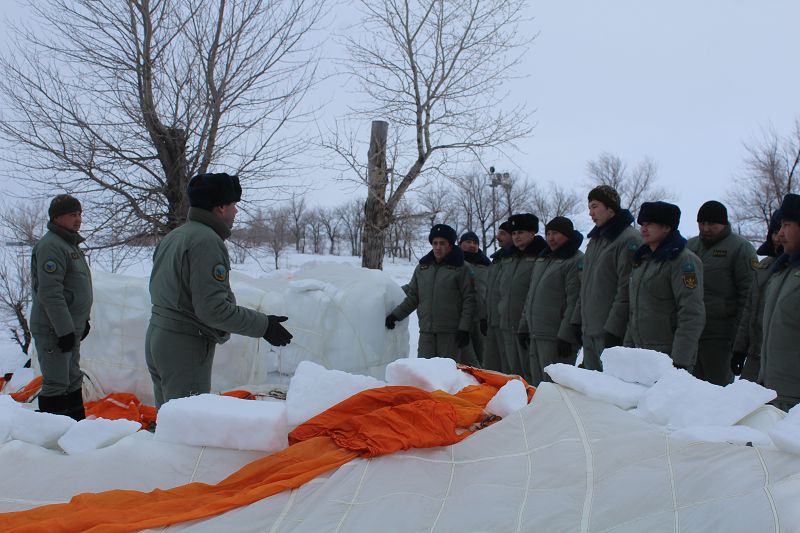 Ushqyshtar ekstremaldy jaǵdaıda áreket etý boıynsha jarysty