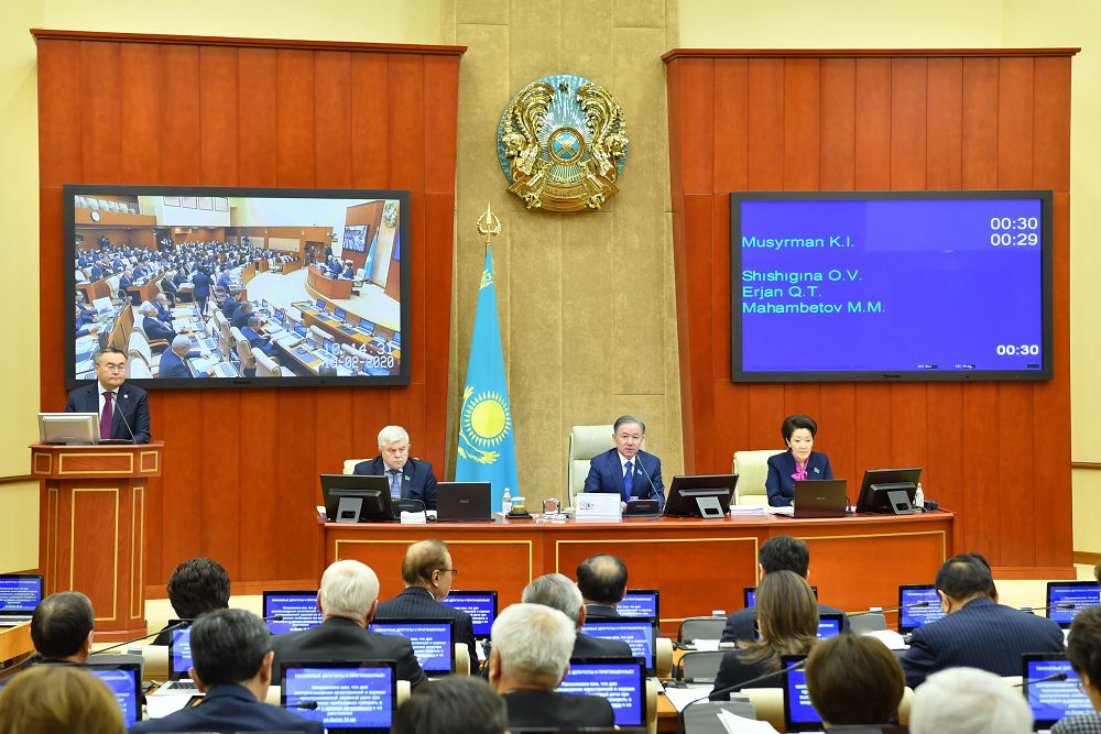 Eńbek kóshi-qonyn retteý – ýaqyt talaby