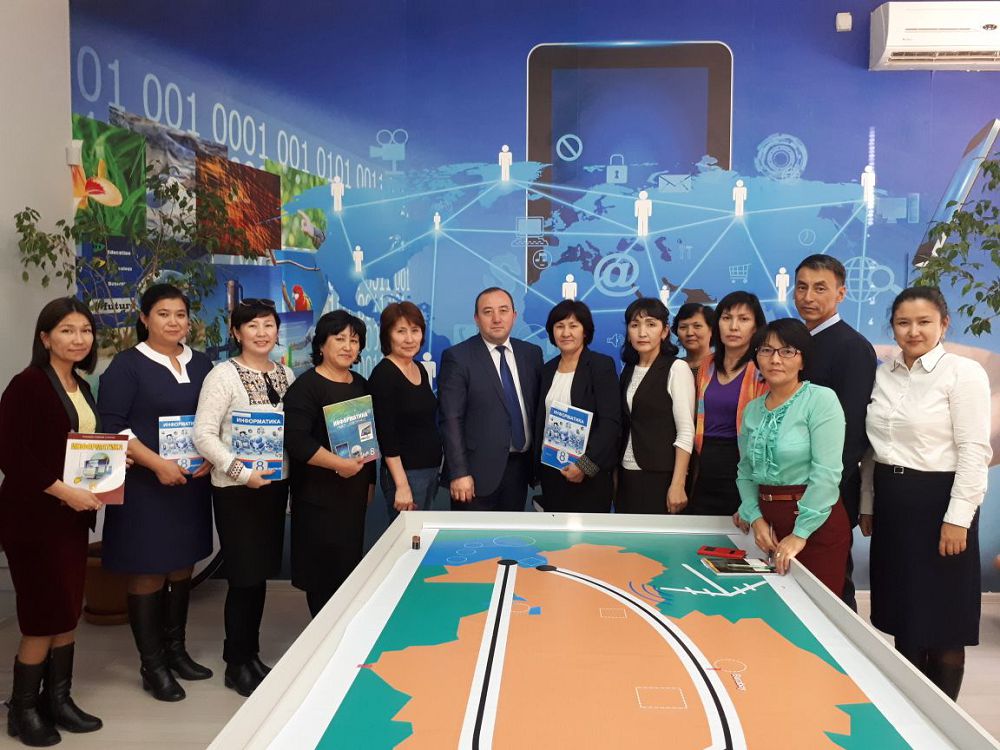 Shákirtteri birinshi oryndy bergen emes