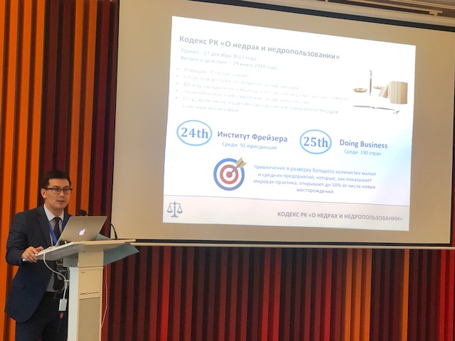 Almatyda Mining SIub ıýnıorlardyń geologııalyq barlaý taqyrybyna arnalǵan kezdesýin ótkizdi