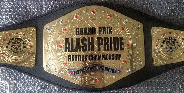 MMA:  Túrkistandaǵy tartys jeńil salmaqtaǵy myqtyny anyqtaıdy