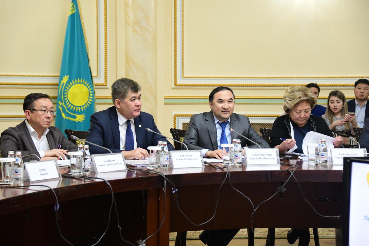 16 jastaǵy jasóspirim dárigerge óz betinshe júgine ala ma?