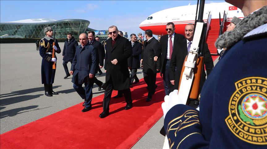 Rejep Taıyp Erdoǵan Ázerbaıjanǵa is-saparmen bardy