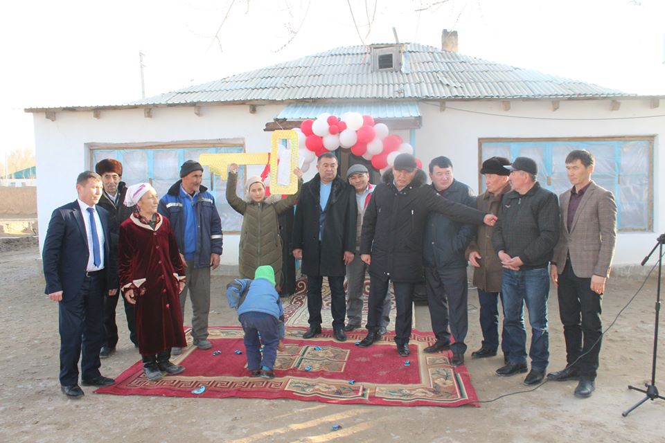 Túrkistan: «Qamqorlyq» jobasy aıasynda baspanaly boldy