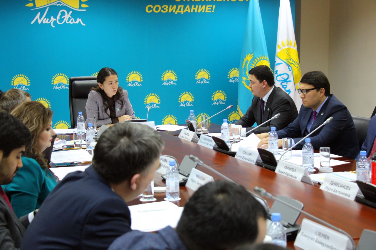 Jastardy qoldaý baǵyty boıynsha komıssııa otyrysy ótti