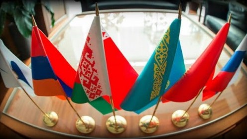 EAEO elderiniń aýyl sharýashylyǵy tehnıkalaryn óndirýshiler múddesi eskeriledi