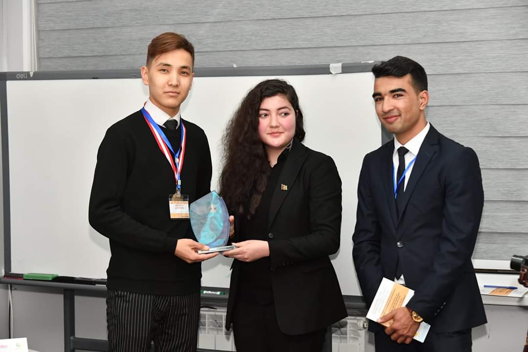 VII Halyqaralyq jýrnalıstıka jáne kommýnıkasııa qysqy mektebi ótti