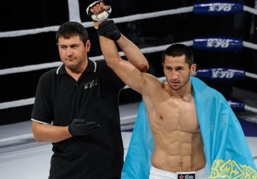 Jekpe-jek: Almatyda ASA-nyń altyn belbeýi sarapqa salynady