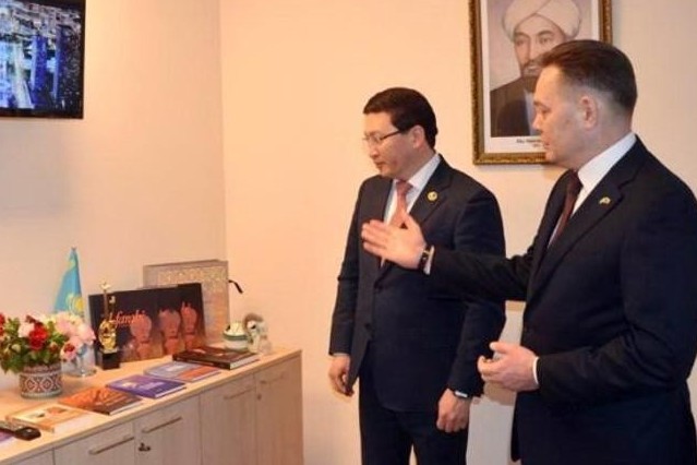 Lıtvada Ábý Nasyr ál-Farabı atyndaǵy ortalyq ashyldy