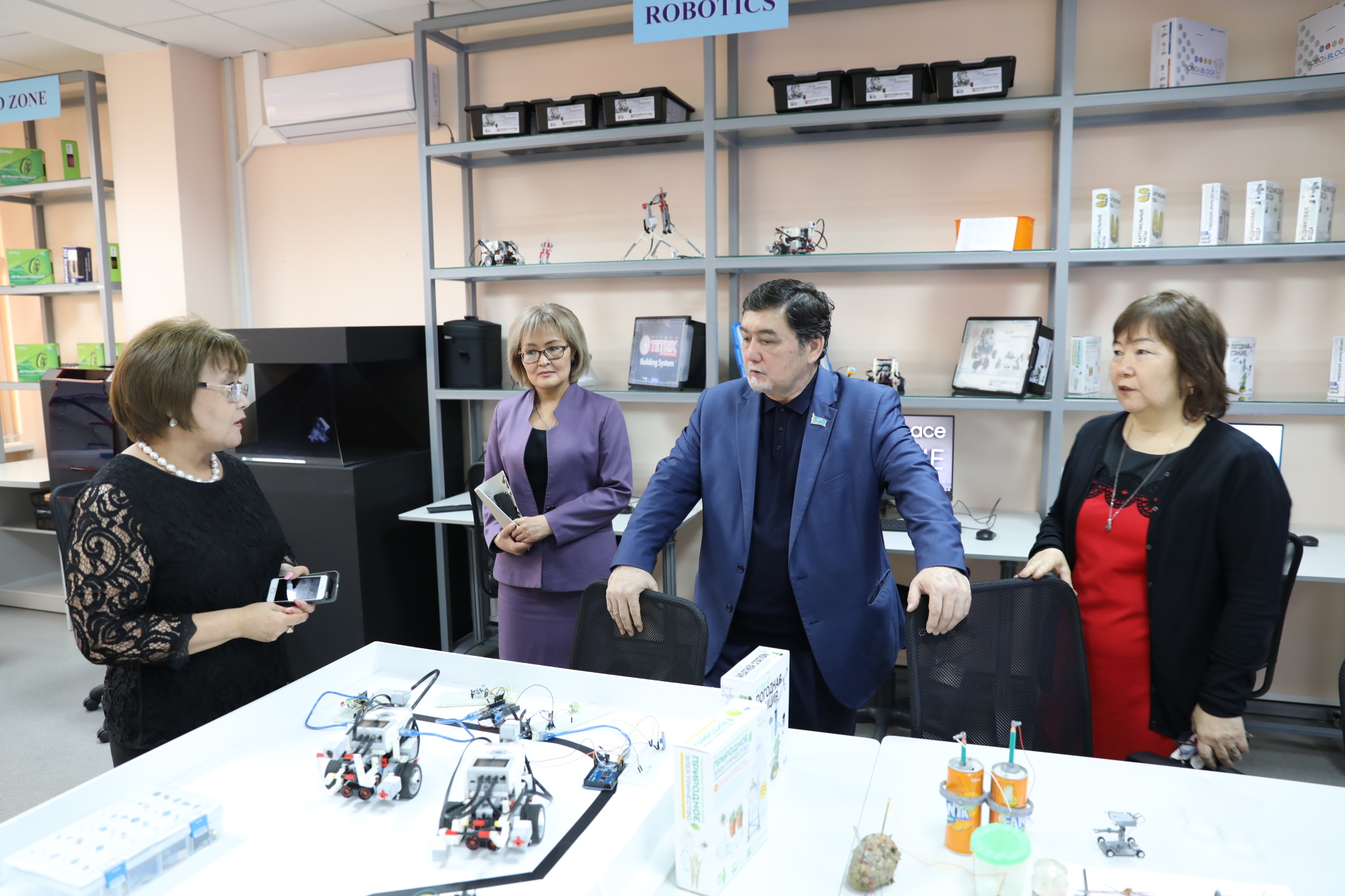 Halyq qalaýlysymen kezdesý ótti