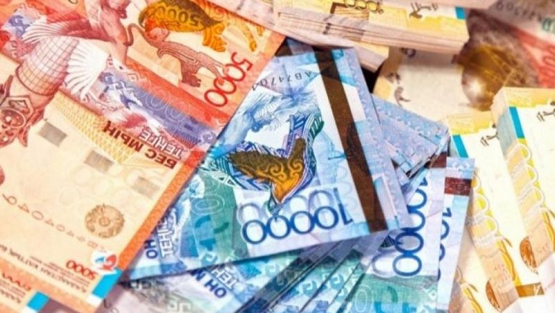 Teńge erkin aınalymǵa kete me?