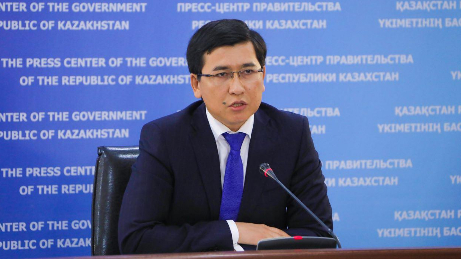 Qajet bolǵan jaǵdaıda qashyqtan oqýdy ári qaraı jalǵastyrýǵa daıyn bolamyz - Ashat Aımaǵambetov