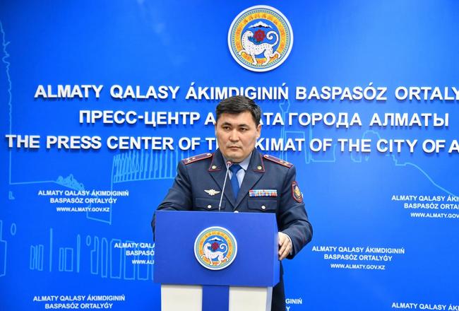 Almaty shekaralaryna avtokóliktiń kirýi men shyǵýyna shekteý qoıylady