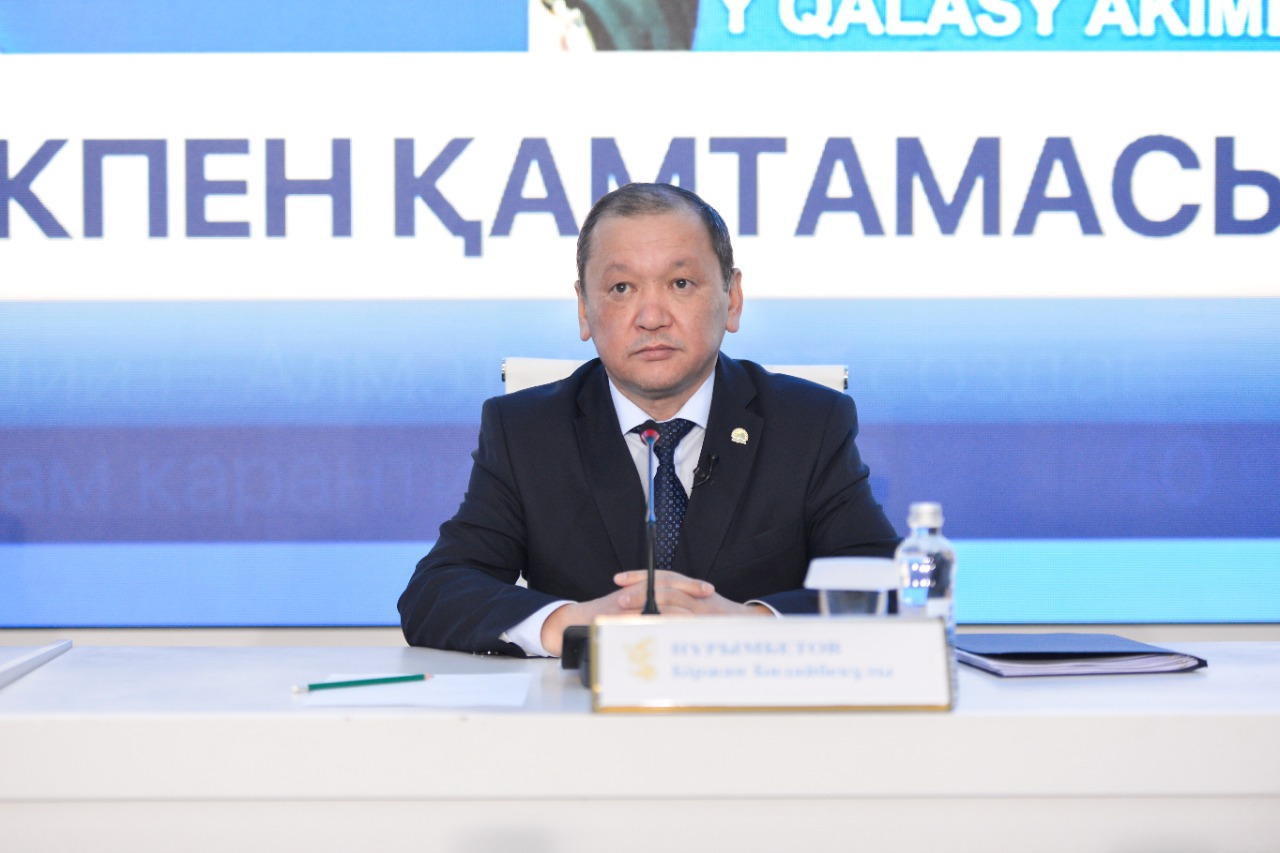 B.Nurymbetov: Qashyqtan jumys isteý kezinde jalaqy tóleý tártibi ózgermeıdi