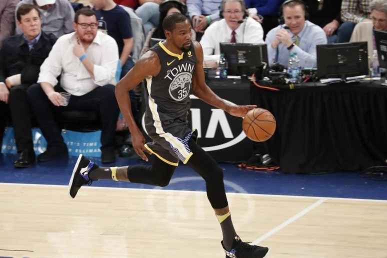 Dańqty basketbolshy Kevın Dıýrant ta koronovırýs dertine shaldyqty