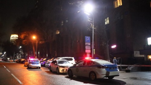 Almatyda «Suńqar» turǵyn úı keshenindegi úıler karantınge jabyldy