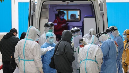 Otanyna qashqandar Qytaıǵa koronavırýsty qaıta ákelip jatyr