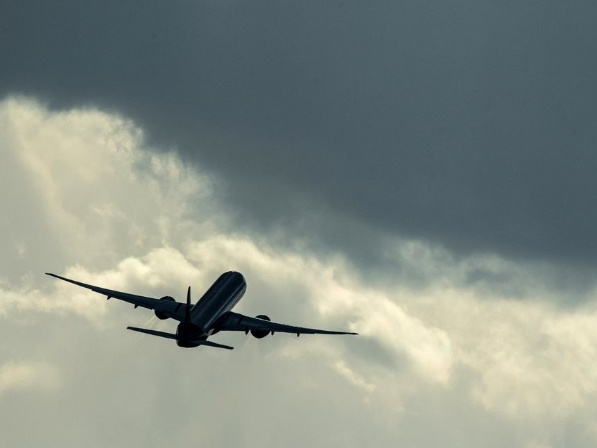 Qostanaı áýejaıyna Mysyrdan kelgen ushaq qondy