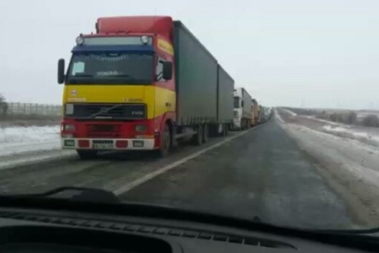 Mańǵystaýda «Aýyr júk kóligi» aksııasy ótkizildi