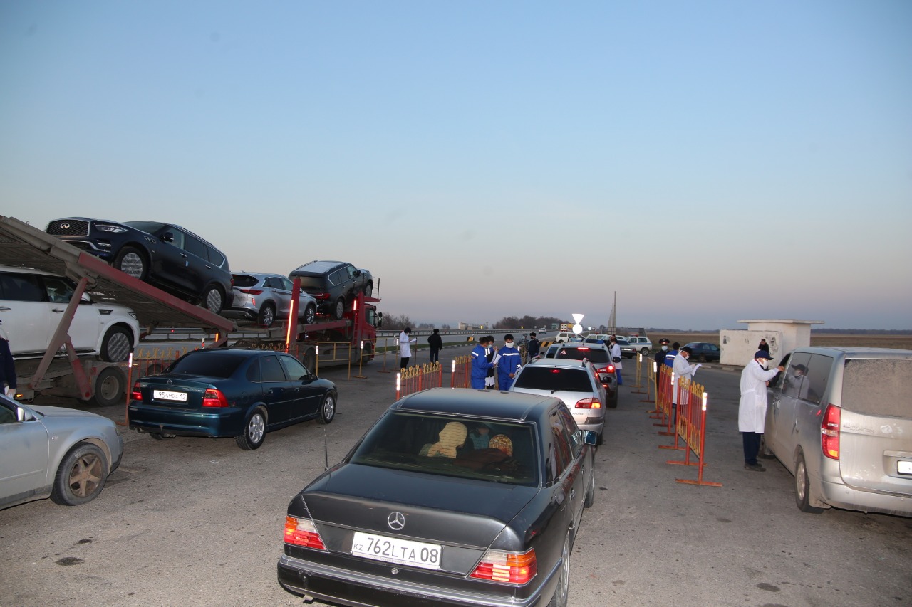 Jambyl oblysynyń beketterinde 33 myńnan asa jolaýshy tekserildi