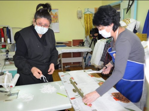 Tarazda 4000-ǵa jýyq medısınalyq maska tegin taratylyp jatyr