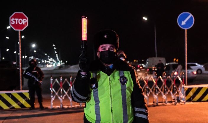 Nur-Sultan qalasynda karantın aýmaǵyn kesip ótý boıynsha 56 fakt tirkeldi