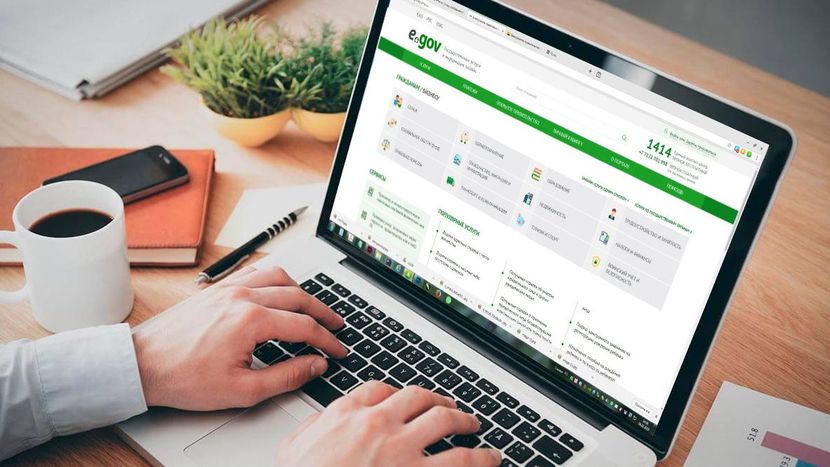 Qazaqstandyqtar memlekettik qyzmetterdi tek onlaın alatyn bolady