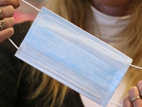 Elimizde kún saıyn 860 608 medısınalyq betperde shyǵarylady