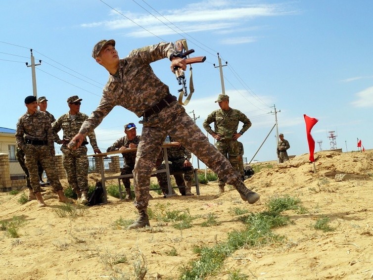 Jaýyngerlik daıyndyq eshqandaı jaǵdaıda da zardap shekpeýi tıis