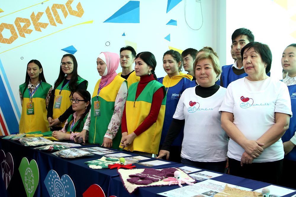 «QOSYL» volonterler qataryn kóbeıtedi